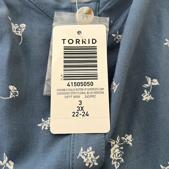 Torrid Button Up LONG Sleeveless Cami Ditsy Floral Soft Blue Horizon NWT Sz3X - Picture 7 of 9